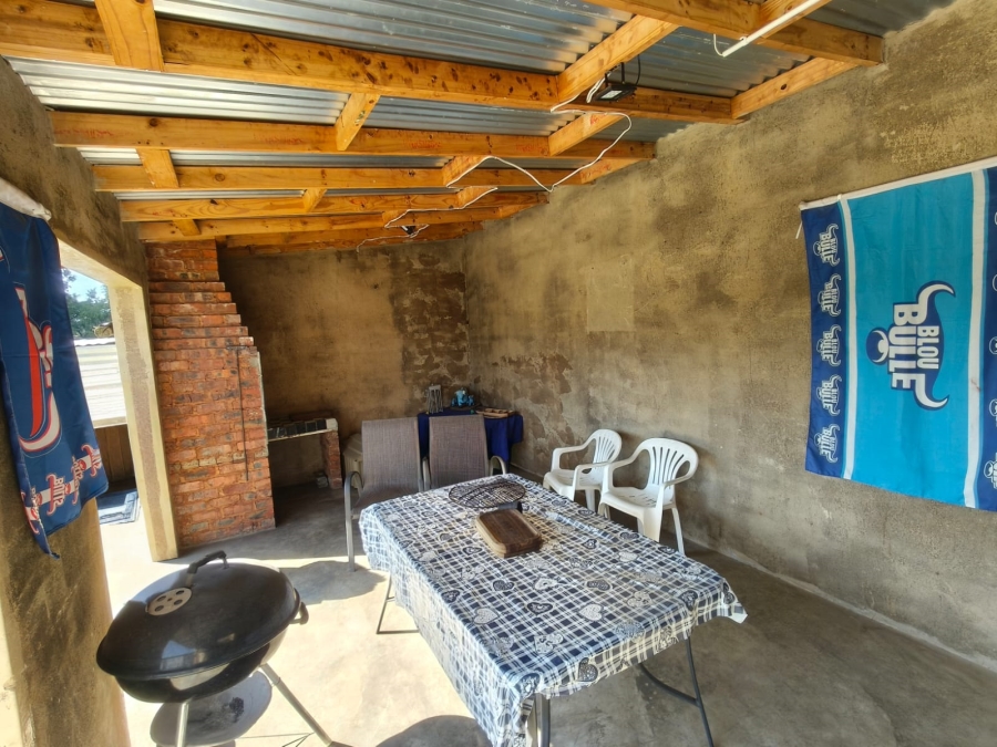 To Let 4 Bedroom Property for Rent in Oos Einde North West